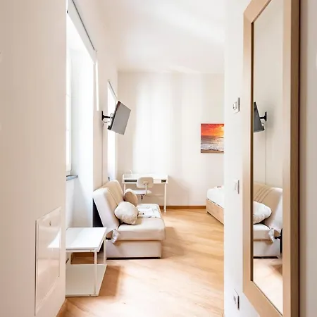 Apartment Joivy Cozy Flat In The Historical Centre Of *