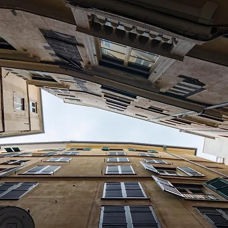 Joivy Cozy Flat In The Historical Centre Of